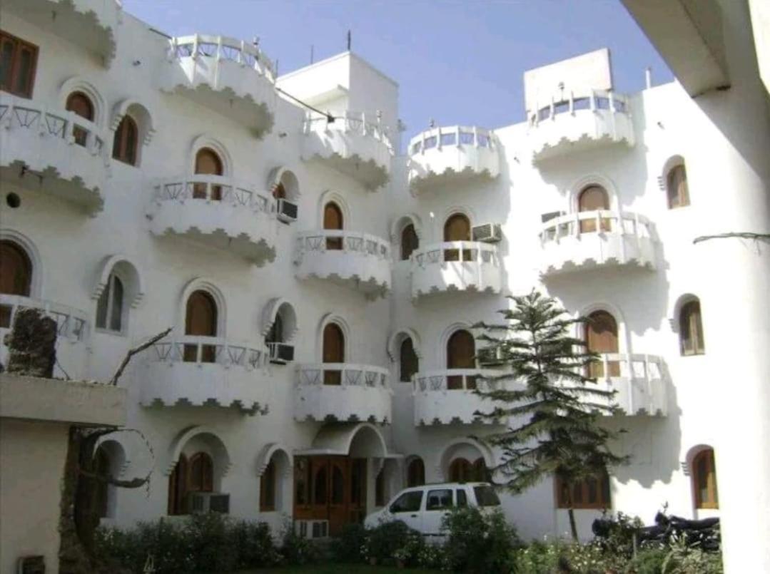 Hotel Soni International Khalilabad 外观 照片